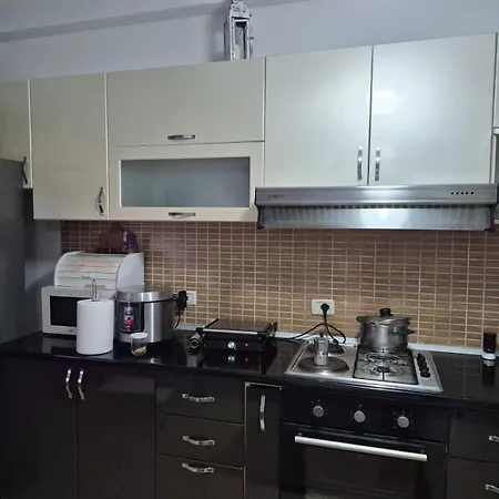 Armi Casa Lägenhet Tirana